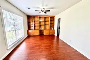 5813 Lucy Ln, Pasadena, TX 77505 - Photo 4