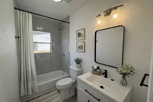 301 E 3rd St, Sweeny, TX 77480 - Photo 4