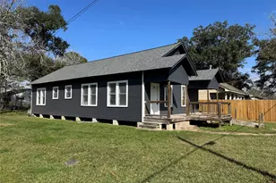 301 E 3rd St, Sweeny, TX 77480 - Photo 16