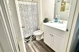 13423 Wembley Heights Dr, Houston, TX 77049 - Photo 12