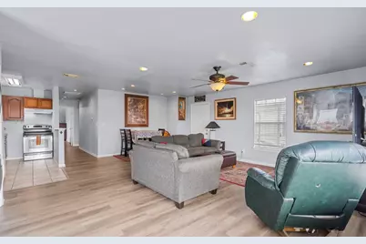 620 6th Street, Dickinson, TX 77539 - Photo 10