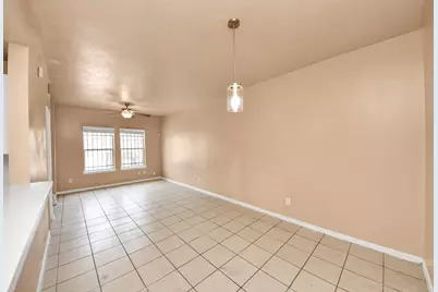 8130 Jutland Road #B, Houston, TX 77033 - Photo 14
