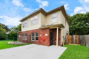 8130 Jutland Rd, Houston, TX 77033 - Photo 6