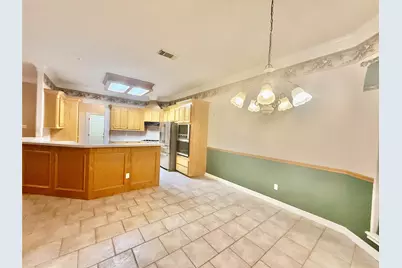 54 Southernwood Court, Lake Jackson, TX 77566 - Photo 10