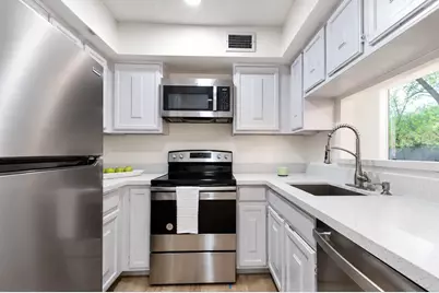 11002 Hammerly Boulevard #134, Houston, TX 77043 - Photo 2