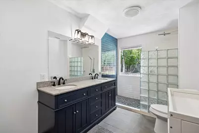9805 Shadow Wood Drive, Houston, TX 77080 - Photo 10