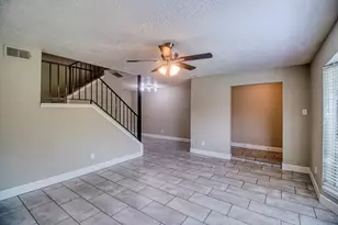 6393 S Briar Bayou Dr, Houston, TX 77072 - Photo 10