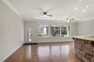 347 Old Aqua Landing E, Conroe, TX 77356 - Photo 10