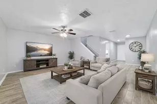 353 Audrey Ln, Houston, TX 77015 - Photo 12