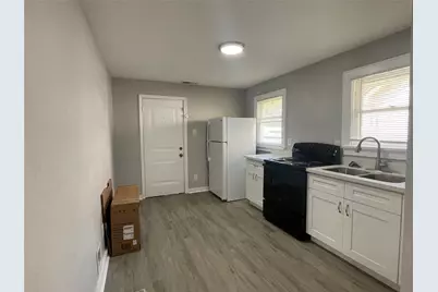 904 Fields Street, Richmond, TX 77469 - Photo 6