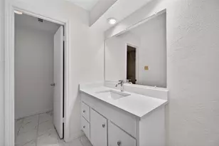 14724 Perthshire Rd, Houston, TX 77079 - Photo 26