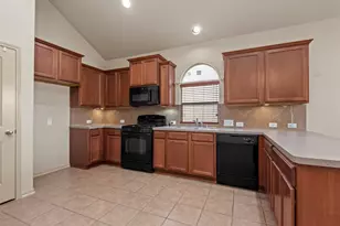 8734 Auburn Mane Dr, Tomball, TX 77375 - Photo 8