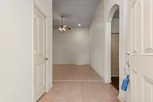 8734 Auburn Mane Dr, Tomball, TX 77375 - Photo 4