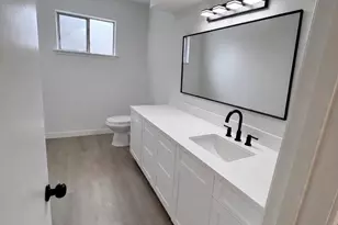 11211 Broken Sky Dr, Houston, TX 77064 - Photo 6