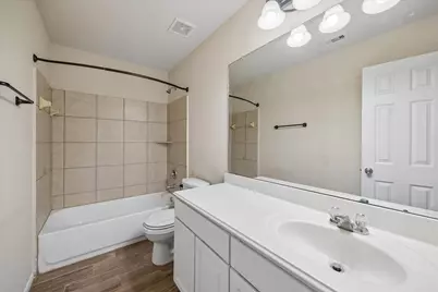 15643 Sheldon Ridge Way, Houston, TX 77044 - Photo 20