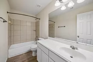 15643 Sheldon Ridge Way, Houston, TX 77044 - Photo 20