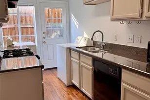 2646 Persa St, Houston, TX 77098 - Photo 8