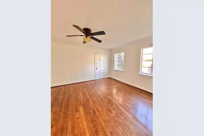 2646 Persa Street #1, Houston, TX 77098 - Photo 4