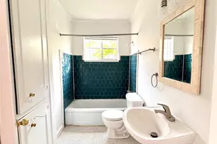 2646 Persa St, Houston, TX 77098 - Photo 10