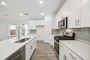 31308 Kingsley Pines Dr, Huffman, TX 77336 - Photo 4