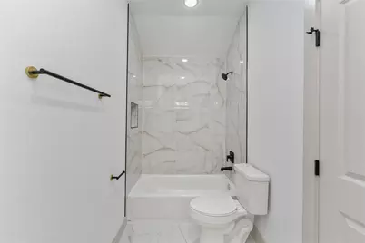 9005 Nyssa Street #B, Houston, TX 77078 - Photo 16