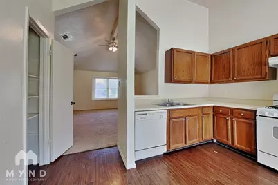 10002 Green Valley Lane, Houston, TX 77064 - Photo 6