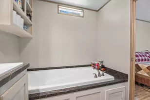 8947 Eagle Run St, La Porte, TX 77571 - Photo 14