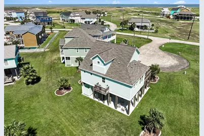3918 Palmdale Court, Galveston, TX 77554 - Photo 4