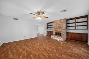 8330 Wind Forest Dr, Houston, TX 77040 - Photo 4