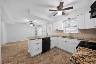 8330 Wind Forest Dr, Houston, TX 77040 - Photo 6