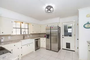 832 County Rd 903A, Brazoria, TX 77422 - Photo 4