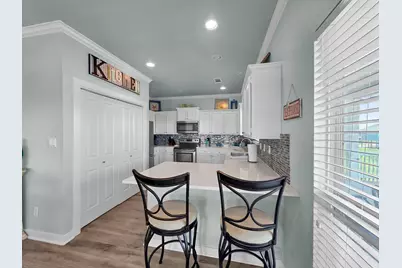 962 Surfside Drive, Crystal Beach, TX 77650 - Photo 16