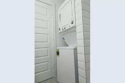 1802 Arbor Street #E6, Houston, TX 77004 - Photo 8