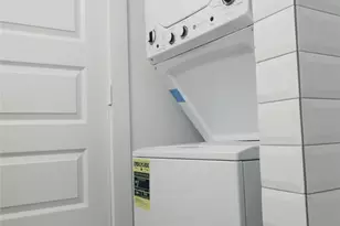 1802 Arbor St, Houston, TX 77004 - Photo 8