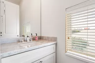1822 McIlhenny St, Houston, TX 77004 - Photo 22