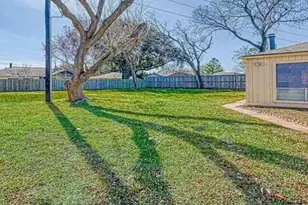 3610 Vineyard Dr, Houston, TX 77082 - Photo 6