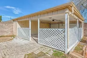 3610 Vineyard Dr, Houston, TX 77082 - Photo 2