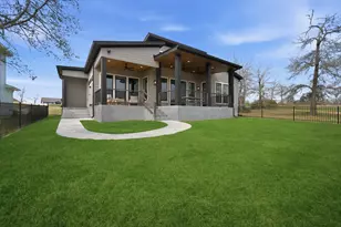 255 Peninsula Dr, Livingston, TX 77351 - Photo 2