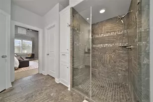 2401 Cohn St, Houston, TX 77007 - Photo 26