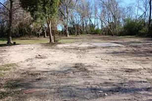 8019 Bellwood Dr, Hitchcock, TX 77563 - Photo 1