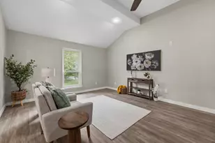 216 Allie Bean Dr, Livingston, TX 77351 - Photo 8