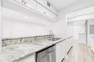 5333 Richmond Ave., Houston, TX 77056 - Photo 12