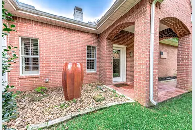 2618 Village Court, Katy, TX 77493 - Photo 4