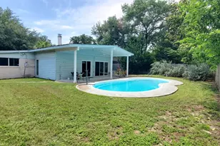 8110 Leader St, Houston, TX 77036 - Photo 24