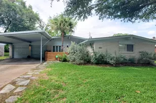 8110 Leader St, Houston, TX 77036 - Photo 2