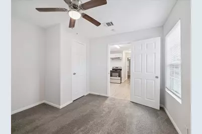 820 Texas Street, Liberty, TX 77575 - Photo 6