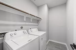 8475 Berry Brush, Houston, TX 77022 - Photo 24