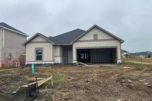 215 Rose Laurel Dr, Alvin, TX 77511 - Photo 2
