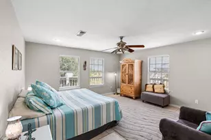 970 Gulfview Dr, Crystal Beach, TX 77650 - Photo 20