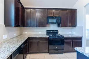 2506 Bay Hill Dr, Baytown, TX 77523 - Photo 10